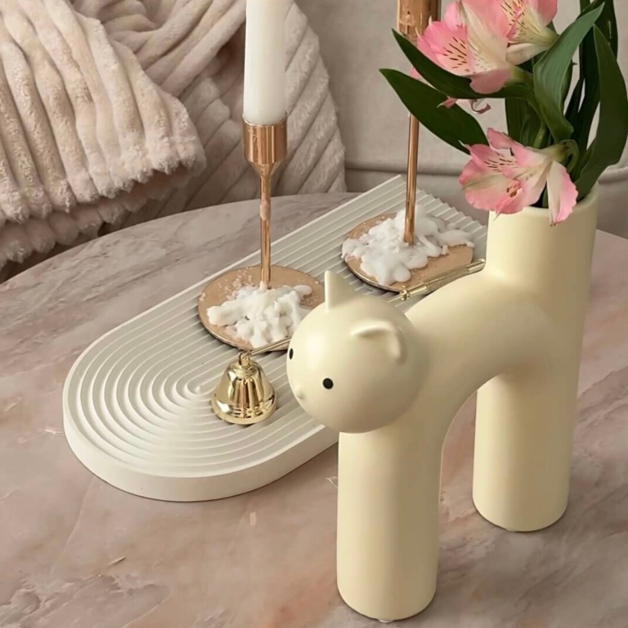 Vaso de Flores de Cerâmica em Forma de Gato
