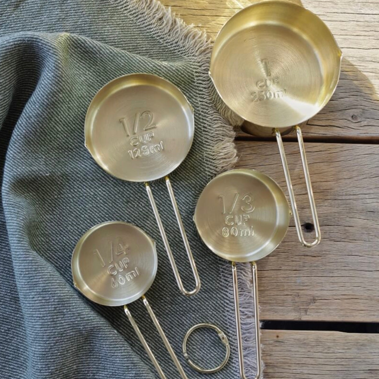 Conjunto de Copos Medidores Dourados (4 unid.) em Aço inoxidável