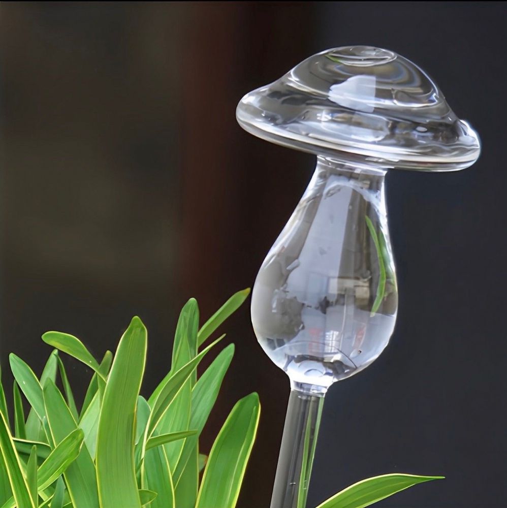 Autoirrigável em forma de Cogumelo