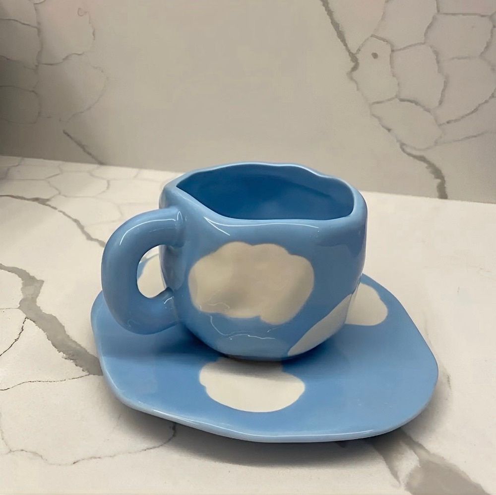 Xícara de Café Nuvem com Pires em Cerâmica