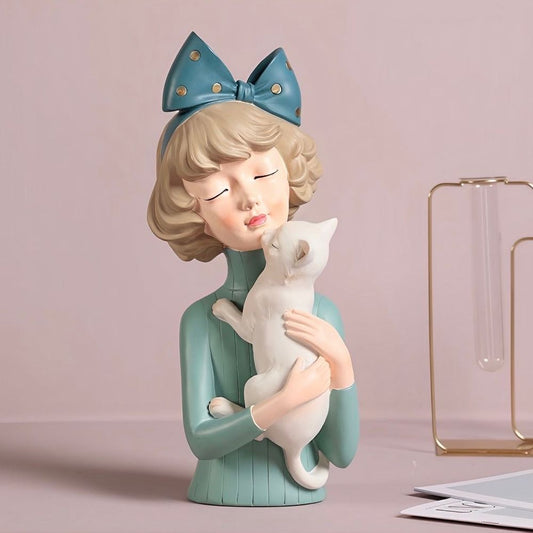 Estátua Alice Cat