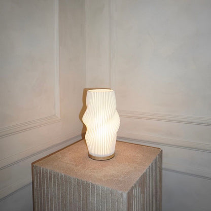 Luminária de Mesa Rowa